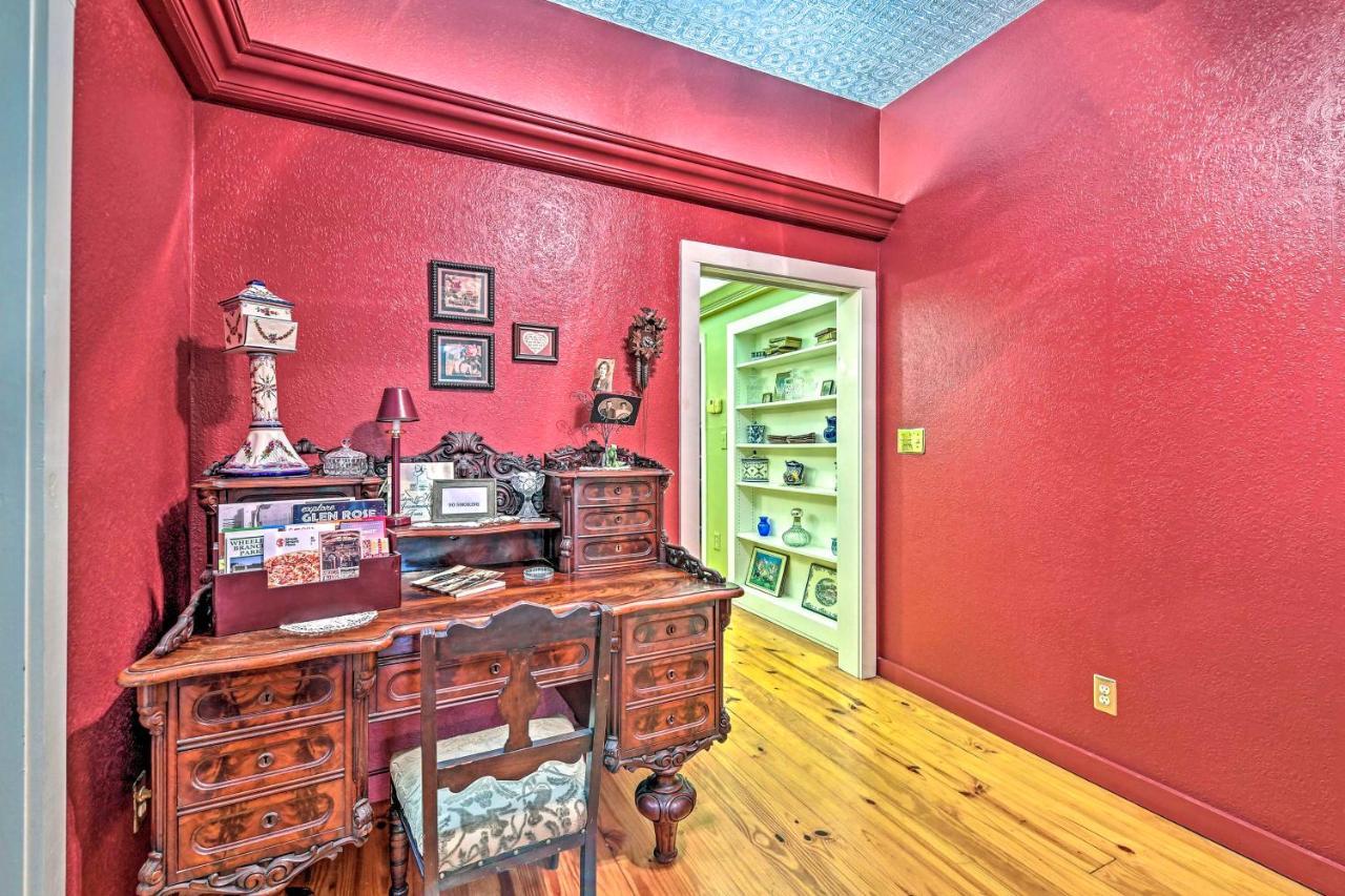 The Lilly House Historic Glen Rose Home With Porch! 외부 사진