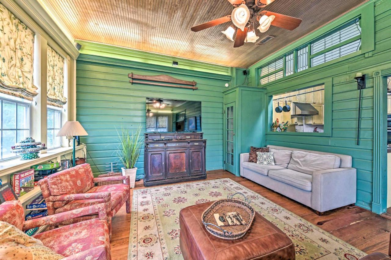 The Lilly House Historic Glen Rose Home With Porch! 외부 사진