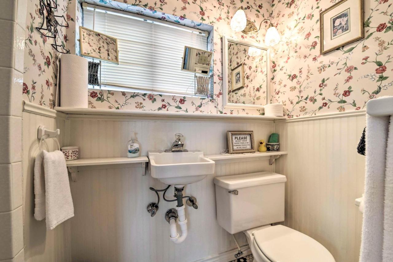 The Lilly House Historic Glen Rose Home With Porch! 외부 사진