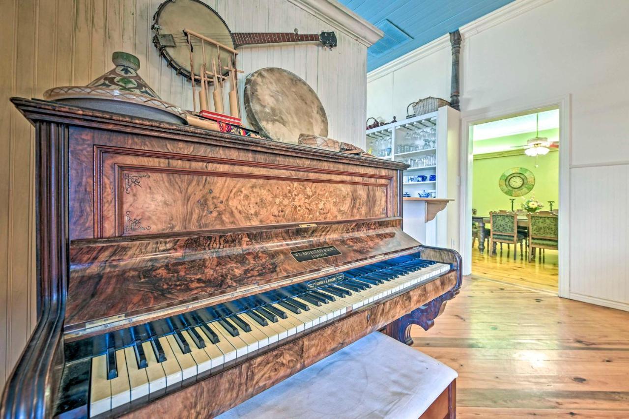 The Lilly House Historic Glen Rose Home With Porch! 외부 사진