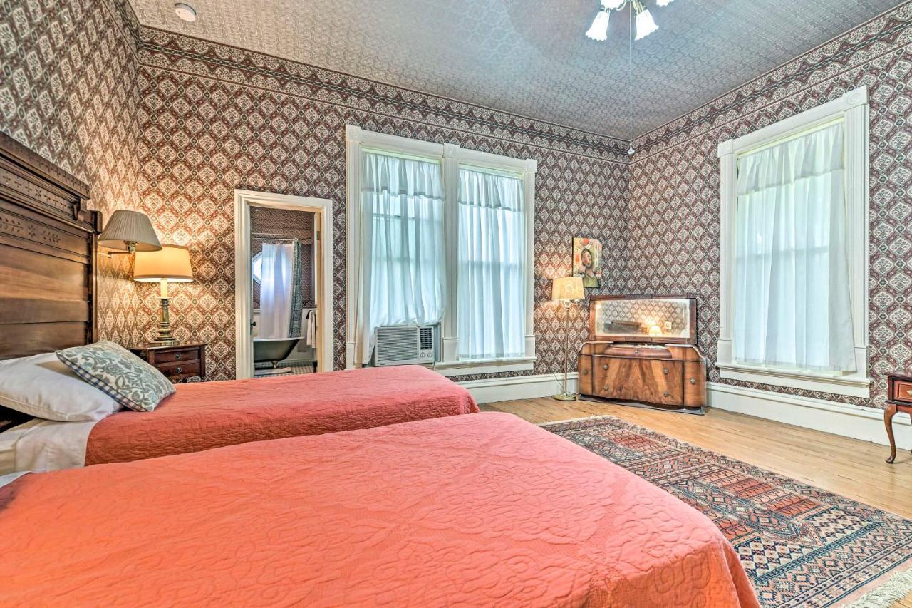 The Lilly House Historic Glen Rose Home With Porch! 외부 사진