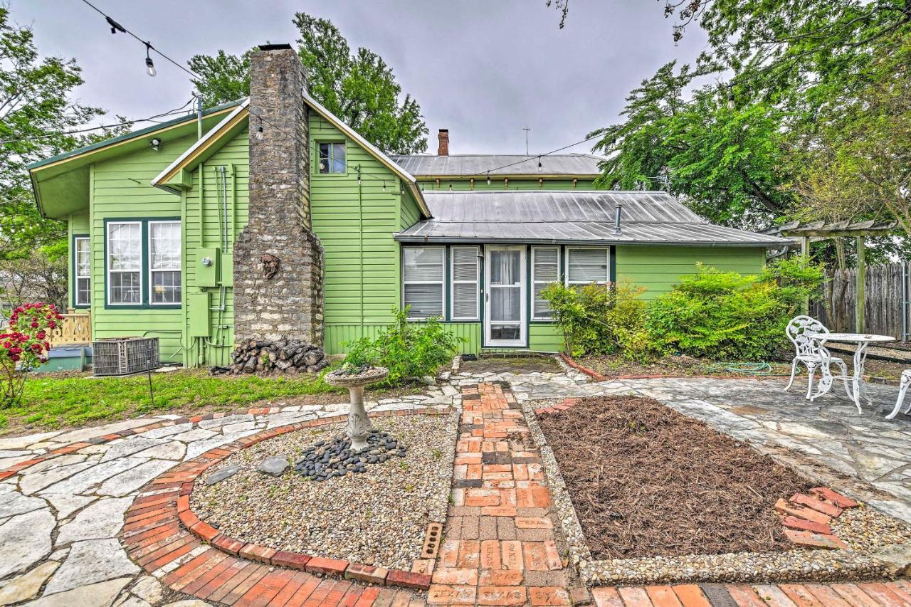 The Lilly House Historic Glen Rose Home With Porch! 외부 사진