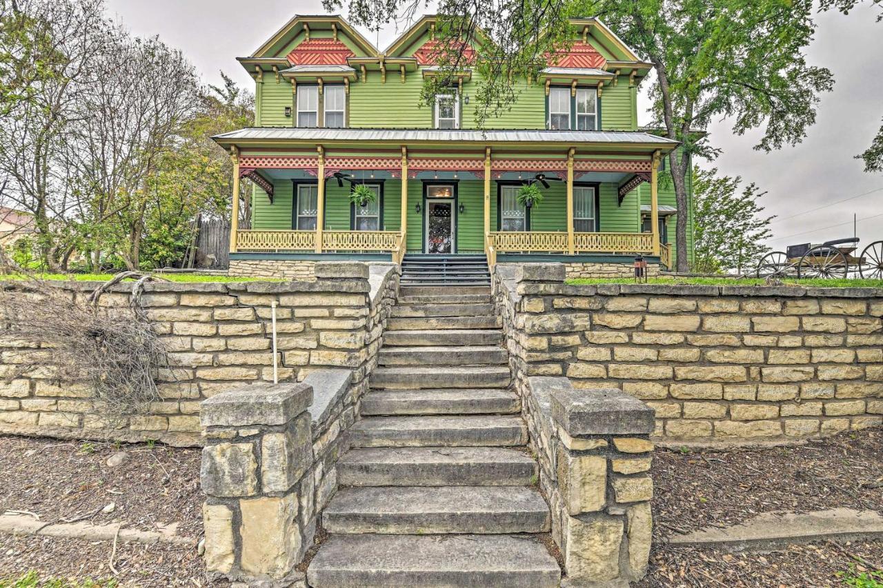 The Lilly House Historic Glen Rose Home With Porch! 외부 사진